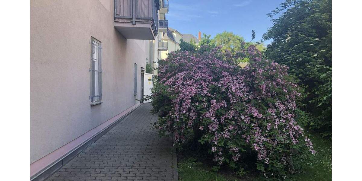 Gewerbeobjekt Dresden Löbtau-Nord - 1 Zimmer, 211 m&sup2;, 2.100&euro; | Angebot:26686247