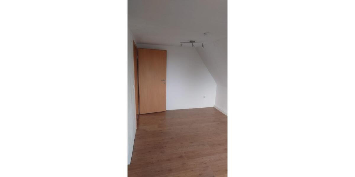 Dachgeschoßwohnung Wilsdruff - 2 Zimmer, 54 m&sup2;, 552&euro; | Angebot:25794403
