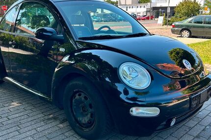 VW Beetle 153.000 km 1.499 &euro; Dresden 01097