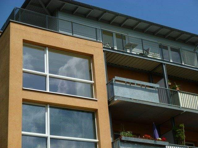 sonnige 3-Zimmerwohnung in zentraler Lage mit Balkon & Loggia! EBK gegen geringe Ablöse möglich 3 zimmer