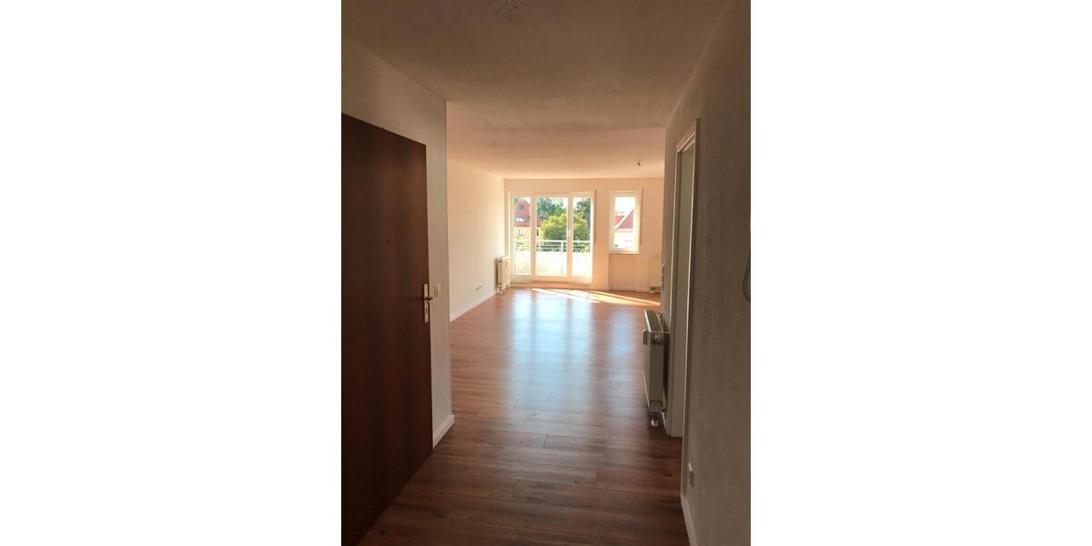 Dachgeschoßwohnung Dresden Prohlis - 2 Zimmer, 54 m&sup2;, 156.000&euro; | Angebot:27493887