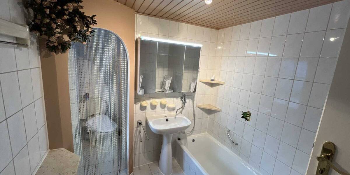 Doppelhaushälfte Dresden Briesnitz - 4 Zimmer, 100 m&sup2;, 235.000&euro; | Angebot:26675093