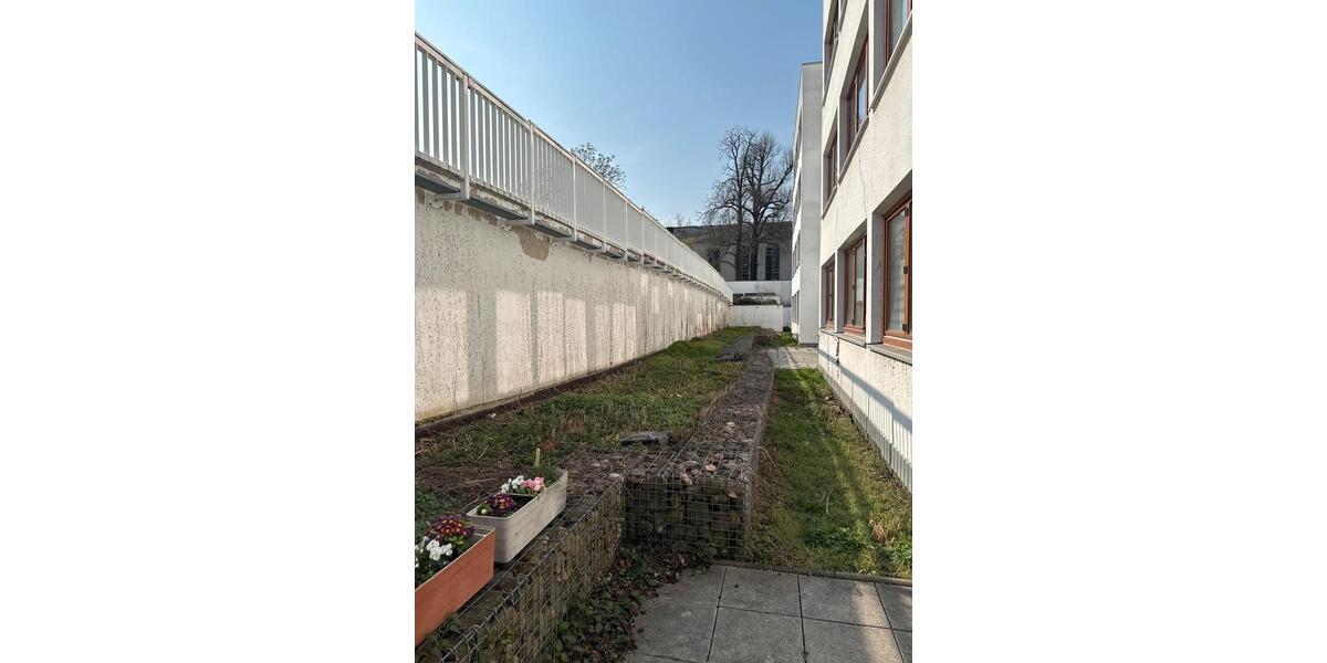 Erdgeschoßwohnung Dresden Prohlis - 1 Zimmer, 25 m&sup2;, 413&euro; | Angebot:25782337