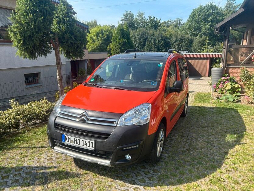 Citroen Berlingo 69.999 km 13.499 € Wachau 01454
