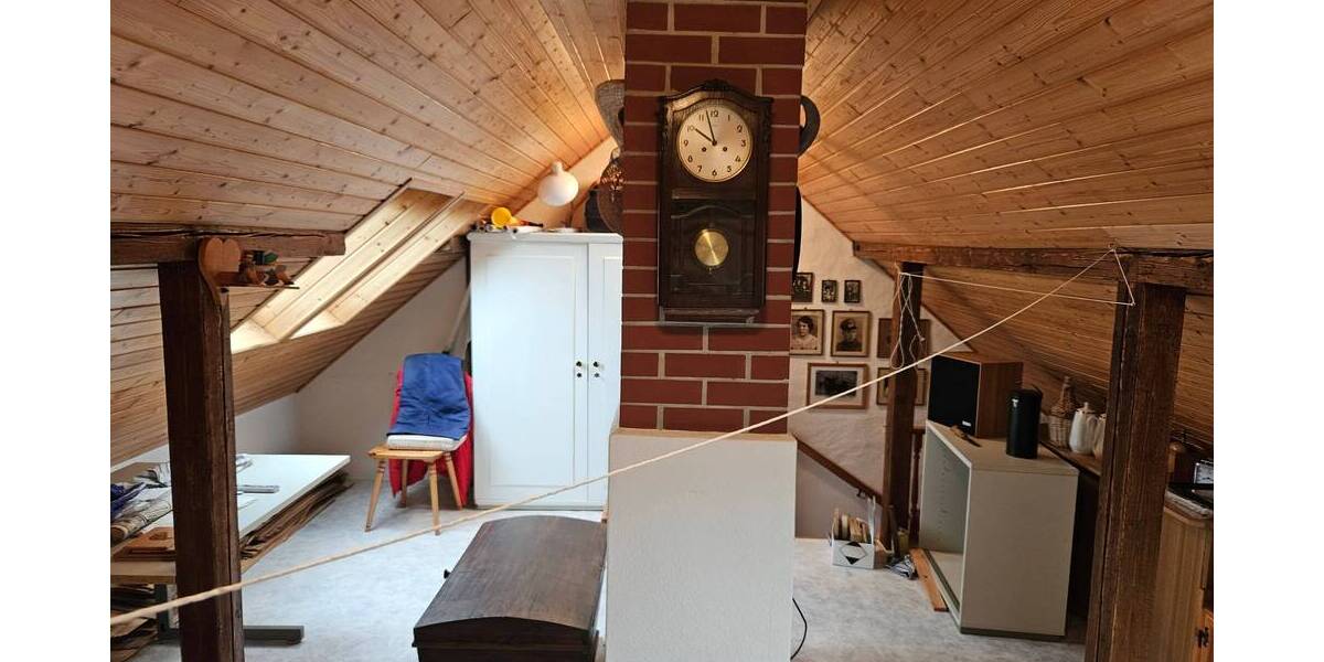 Doppelhaushälfte Dorfhain - 1 Zimmer, 131 m&sup2;, 150.000&euro; | Angebot:25701727