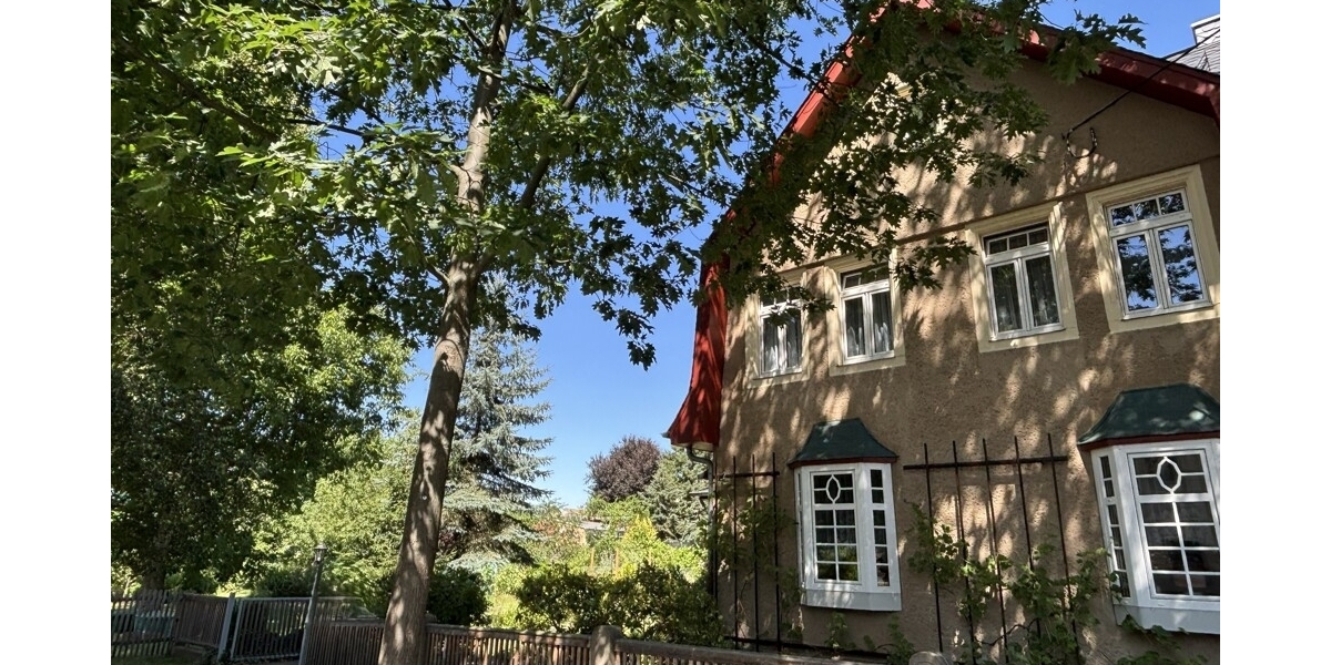 Grünes Paradies für Groß und Klein: Großzügige Doppelhaushälfte in absolut ruhiger Idylle - Doppelhaushälfte Weinböhla | Angebot:27022913
