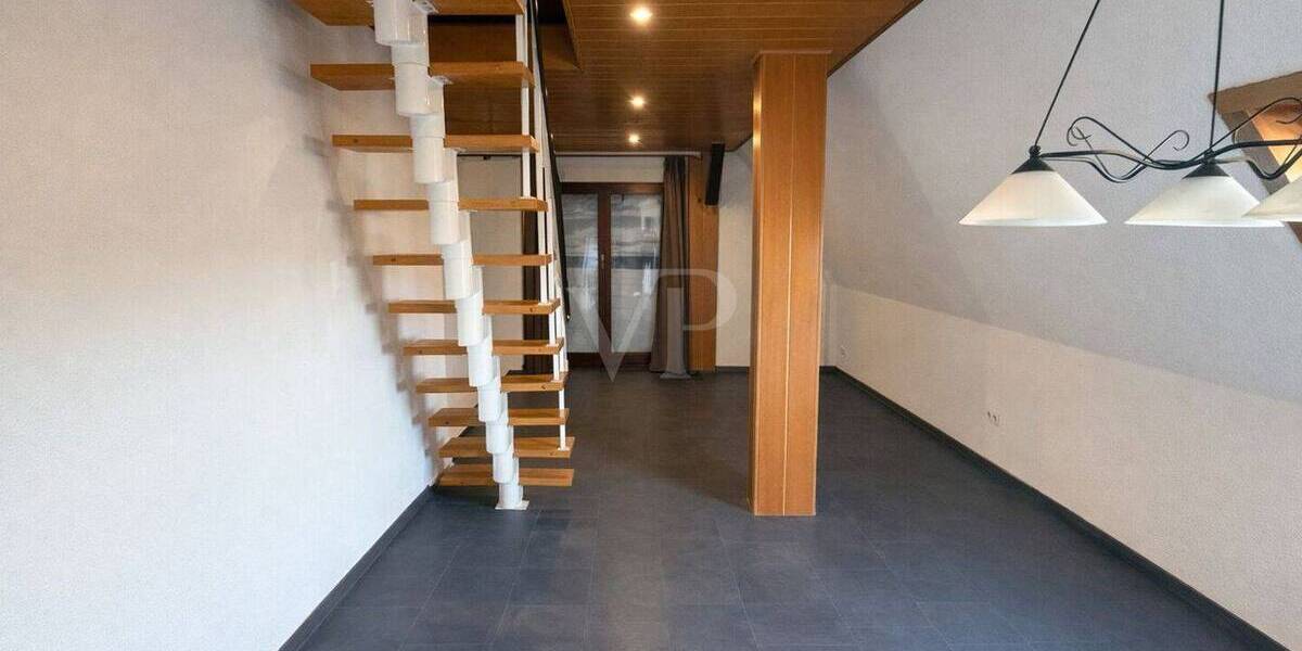 Etagenwohnung Radebeul - 5 Zimmer, 110 m&sup2;, 265.000&euro; | Angebot:26106201