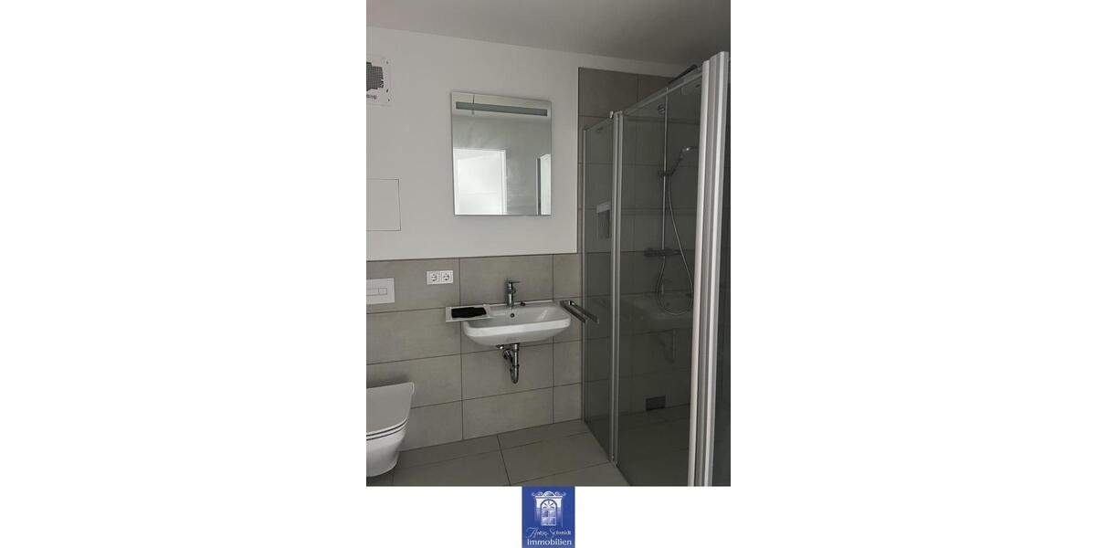 Dachgeschoßwohnung Dresden Blasewitz - 1 Zimmer, 32 m&sup2;, 455&euro; | Angebot:25725131