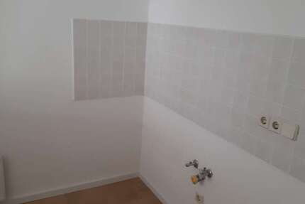 Wohnung Dresden Prohlis - 3 Zimmer, 66 m&sup2;, 420&euro; | Angebot:23630911