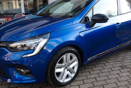 Renault Clio 12.250 km 14.590 € Dresden 01217