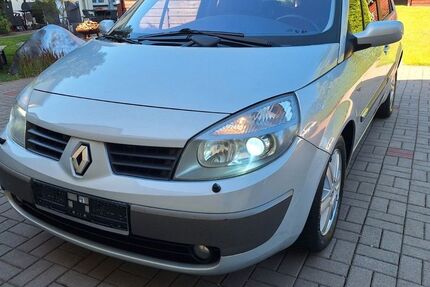 Renault Scenic 169.000 km 3.900 &euro; Radebeul 01445