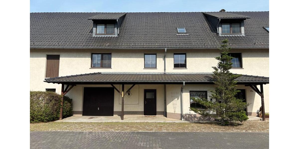Einfamilienhaus Ebersbach - 7 Zimmer, 488 m&sup2;, 198.000&euro; | Angebot:26820127
