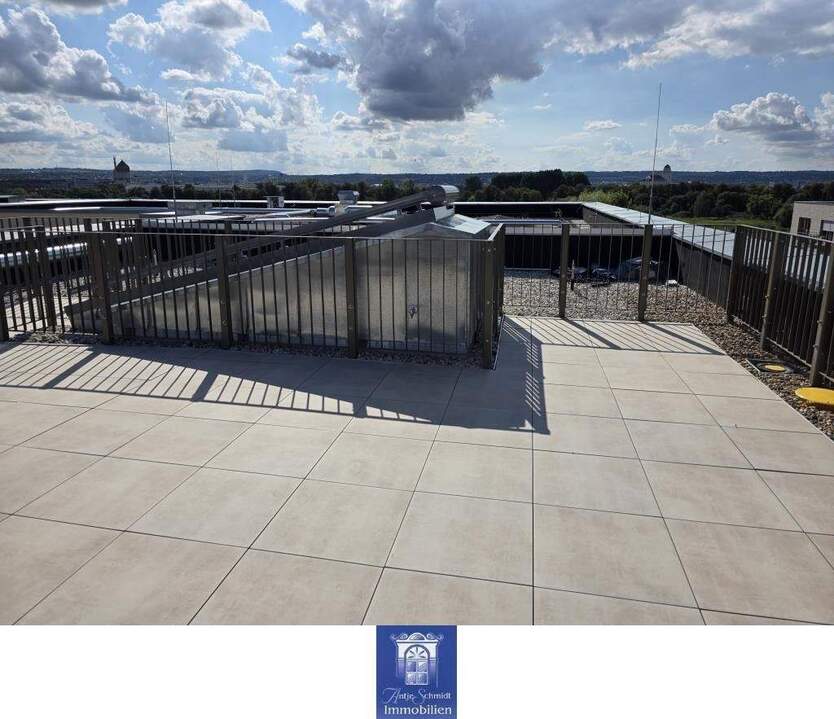 Ihre Dachterrasse mit traumhaften Dresdenblick wartet! 3 zimmer