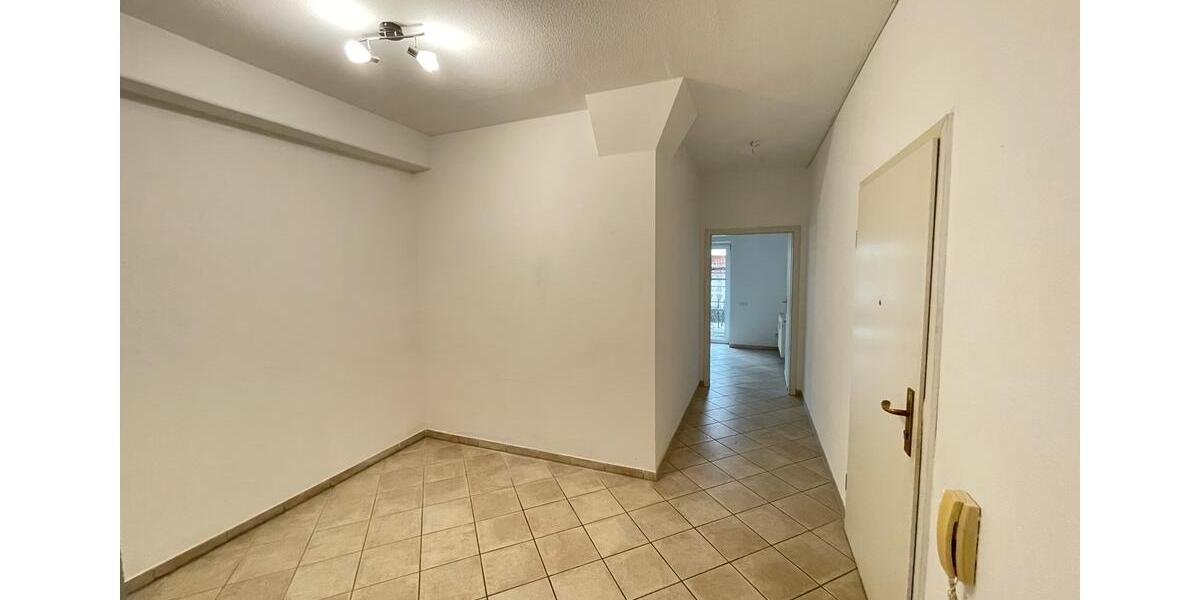 Erdgeschoßwohnung Großröhrsdorf - 2.5 Zimmer, 86 m&sup2;, 550&euro; | Angebot:25049512