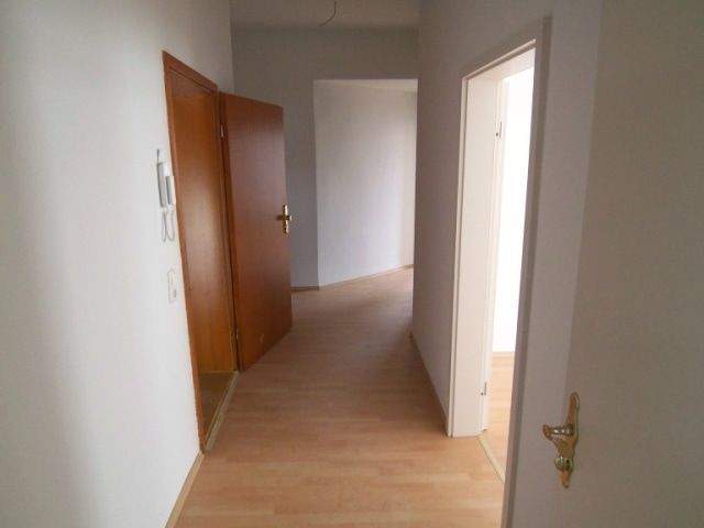 großzügig ,helle 4-Zimmerwohnung in ruhiger Nebenstraße zu vermieten 4 zimmer