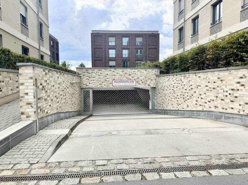 Exklusives Wohnen in der Dresdner Hafencity - 4 Zimmer mit traumhaftem Elbblick