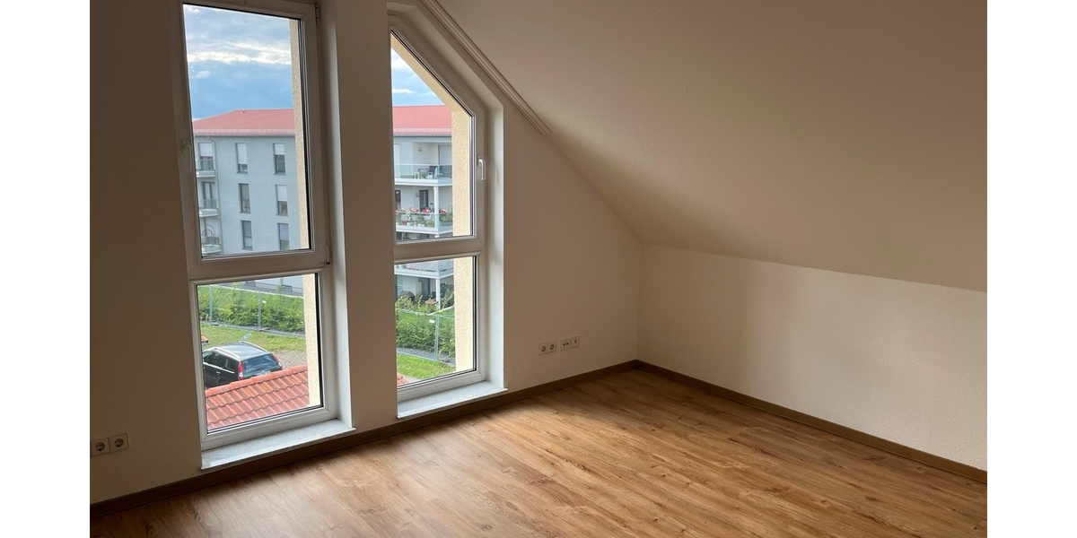 Dachgeschoßwohnung in Radeburg, ab August frei - Etagenwohnung Radeburg Radeburg | Angebot:26544101