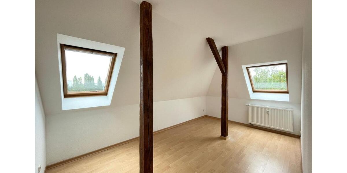 Etagenwohnung Radebeul - 4.5 Zimmer, 91 m&sup2;, 820&euro; | Angebot:23644309