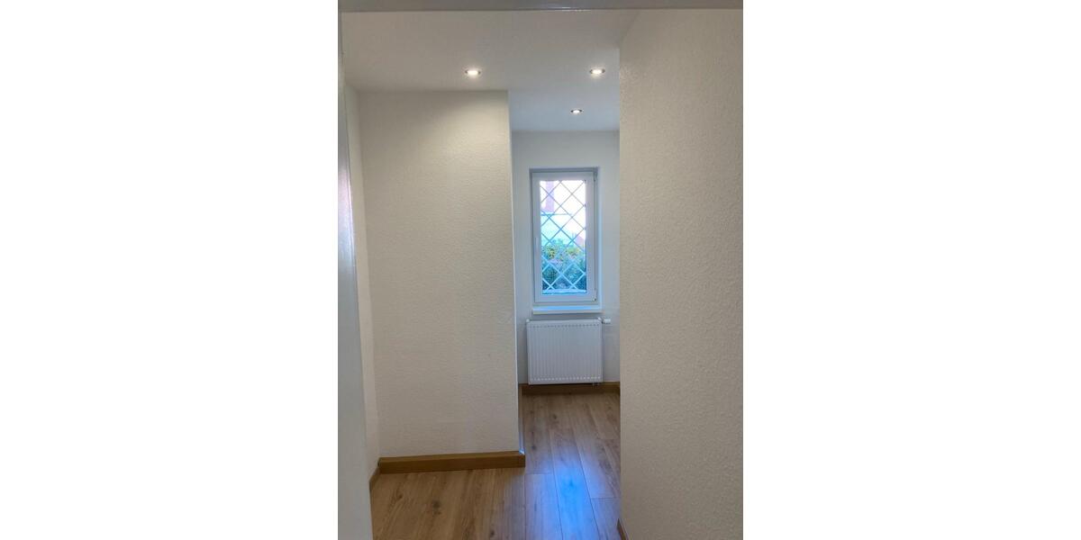 Hochparterre Dresden Loschwitz - 4.5 Zimmer, 140 m&sup2;, 1.700&euro; | Angebot:25918845