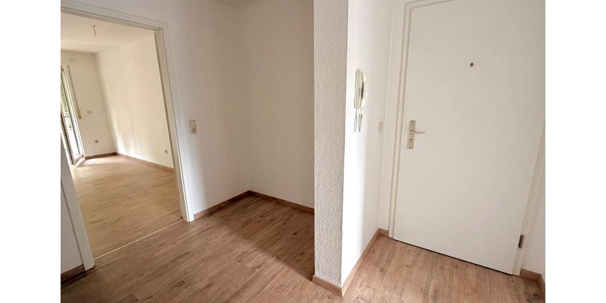 Etagenwohnung Dresden Cotta - 2 Zimmer, 62 m&sup2;, 650&euro; | Angebot:26477142