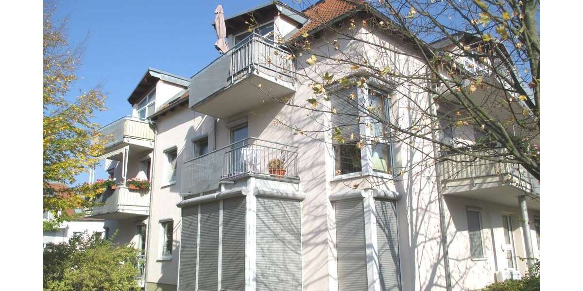 Etagenwohnung Dresden Prohlis - 1 Zimmer, 32 m&sup2;, 295&euro; | Angebot:27468231