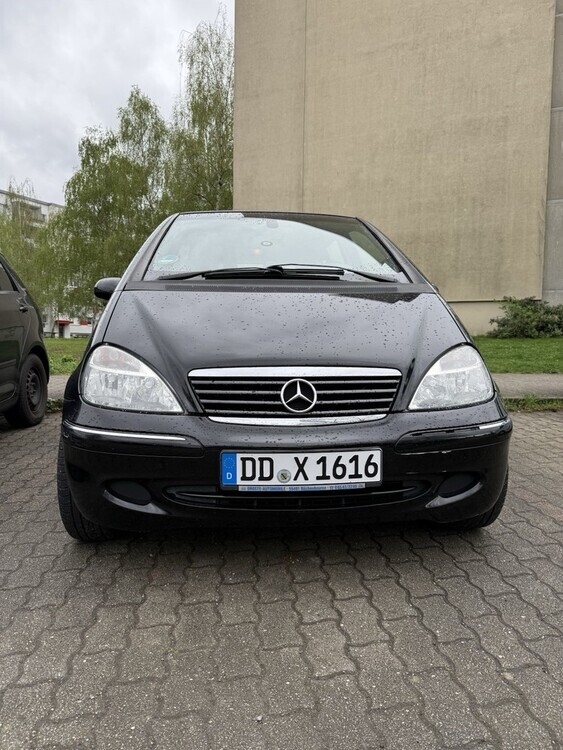 Mercedes-Benz A 190 16.000 km 1.600 € Dresden 01067
