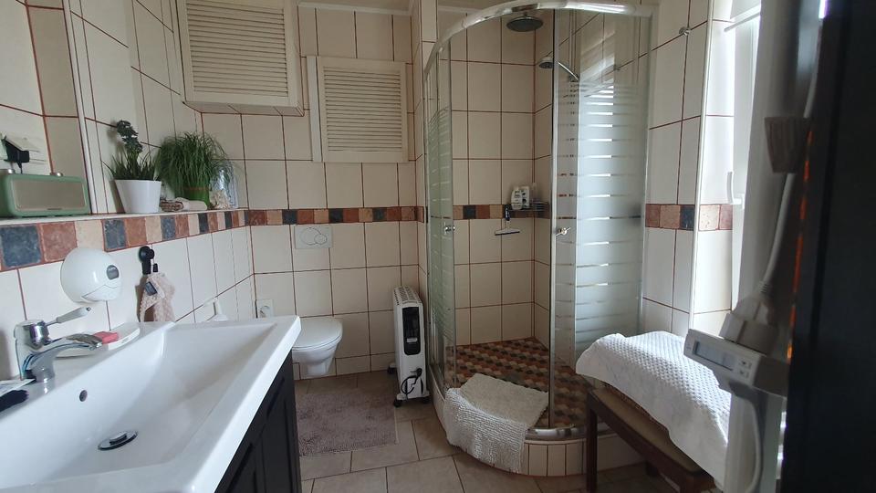 Einfamilienhaus Dresden Cotta - 7 Zimmer, 240 m&sup2;, 620.000&euro; | Angebot:27141315