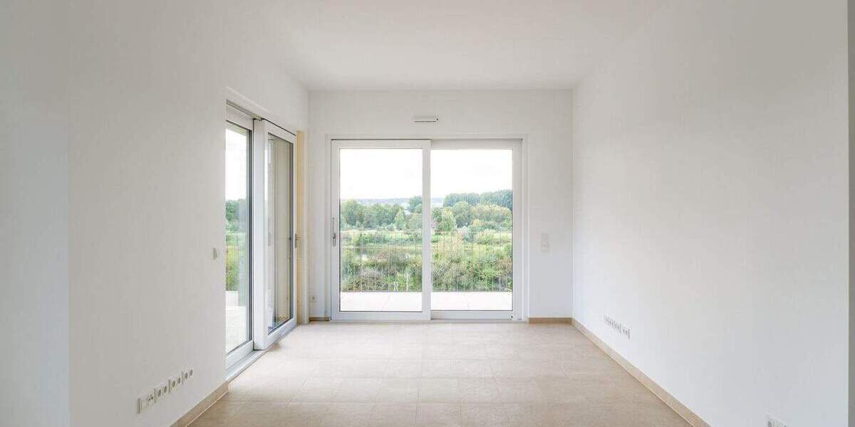 Etagenwohnung Dresden Pieschen-Süd - 4 Zimmer, 106 m&sup2;, 2.015&euro; | Angebot:25775253
