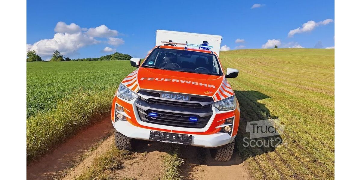 Isuzu D-Max 9.500 km 142.800 &euro; Stolpen 01833