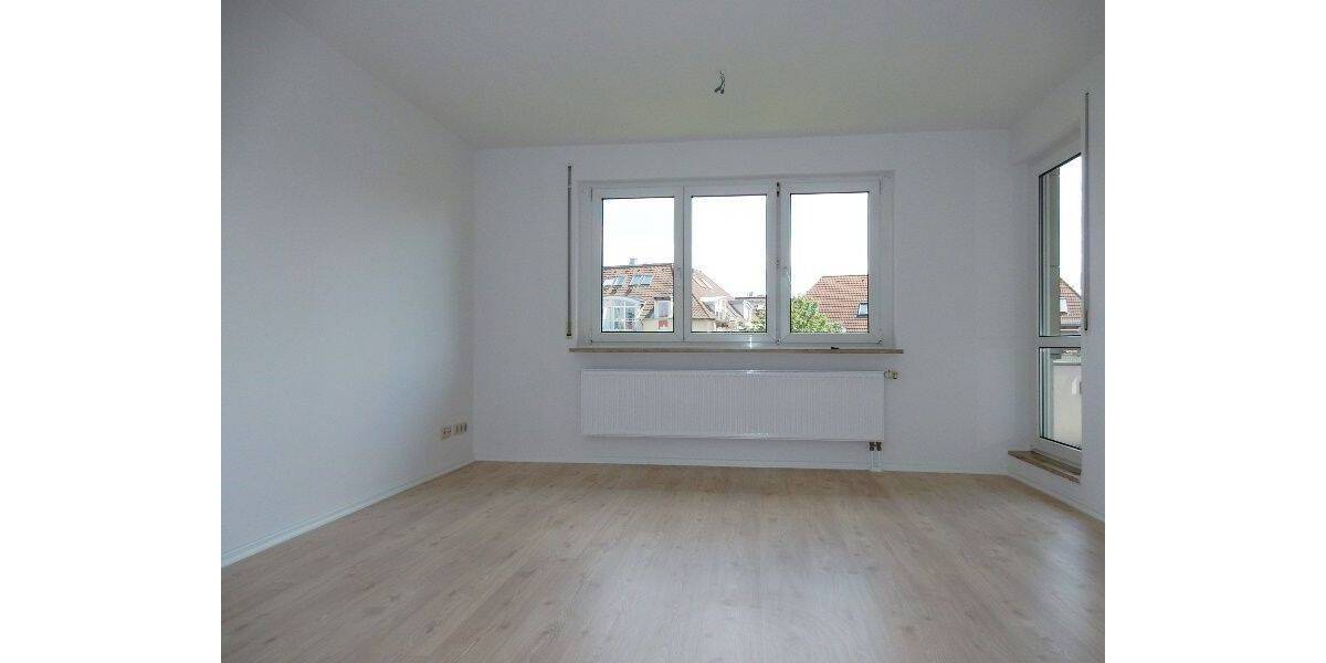 Etagenwohnung Dresden Leubnitz-Neuostra - 2 Zimmer, 57 m&sup2;, 472&euro; | Angebot:26916701