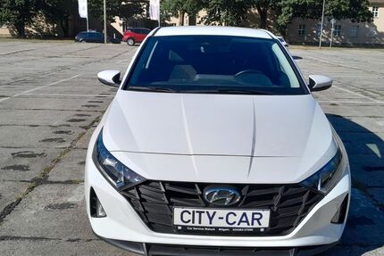 Hyundai i20 41.987 km 10.899 &euro; Dresden OT Weixdorf 01108