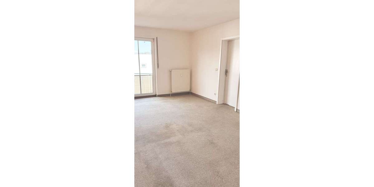 Deine Chance: Renovierungsbedürftige 2-Raum-Wohnung in Dresden-Weißig zu verkaufen! - Etagenwohnung Dresden Schönfeld-Weißig | Angebot:25416211