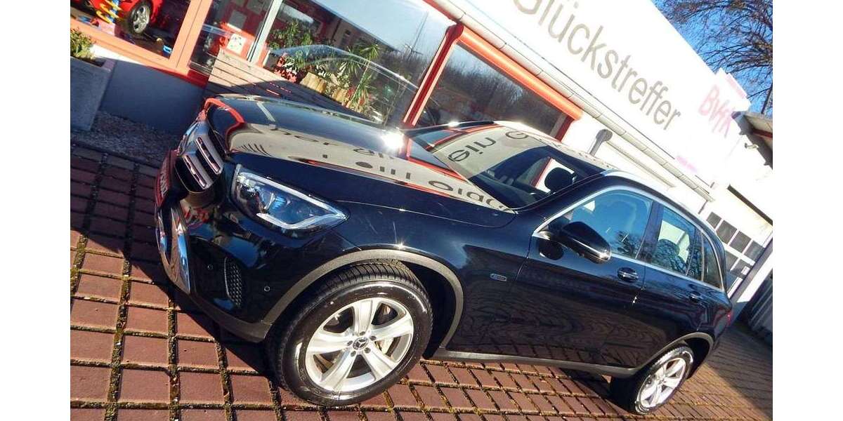 Mercedes-Benz GLC 300 133.500 km 27.950 &euro; Pirna Sächsische Schweiz 01796