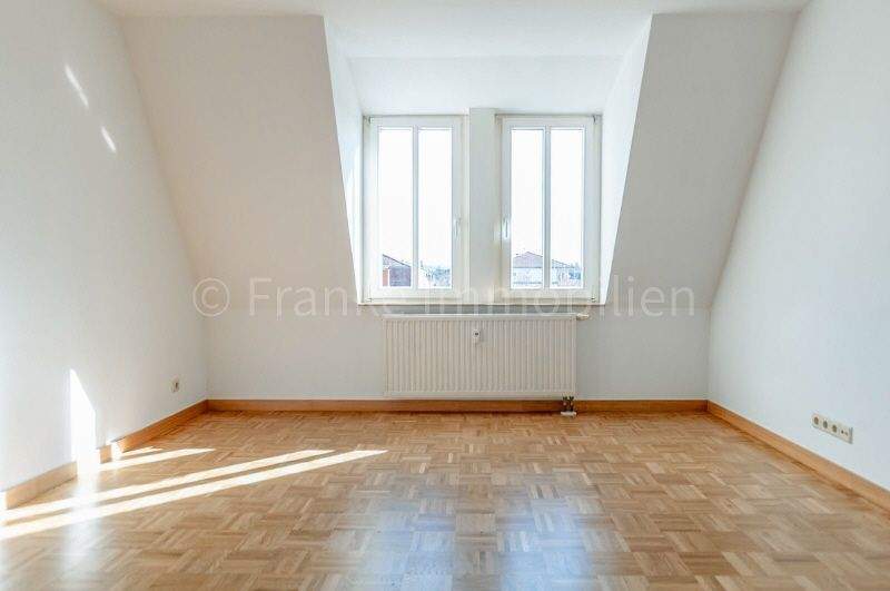 Etagenwohnung Dresden Gruna - 3 Zimmer, 77 m&sup2;, 290.000&euro; | Angebot:25877271