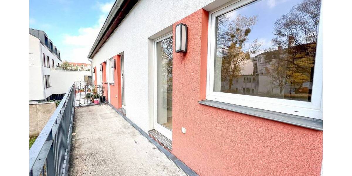 Etagenwohnung Dresden Äußere Neustadt - 2 Zimmer, 95 m&sup2;, 299.000&euro; | Angebot:25734514