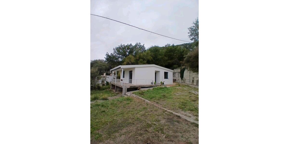 Haus zum Verkauf in Montenegro zimmer