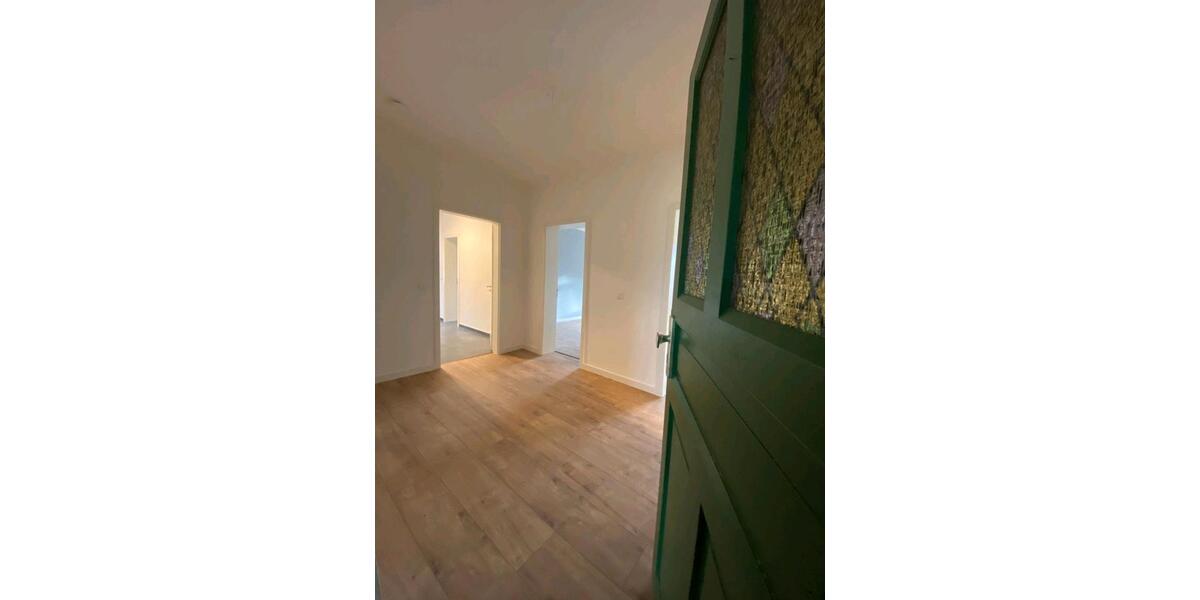 Dachgeschoßwohnung Dresden Cotta - 3 Zimmer, 74 m&sup2;, 1.030&euro; | Angebot:25790611