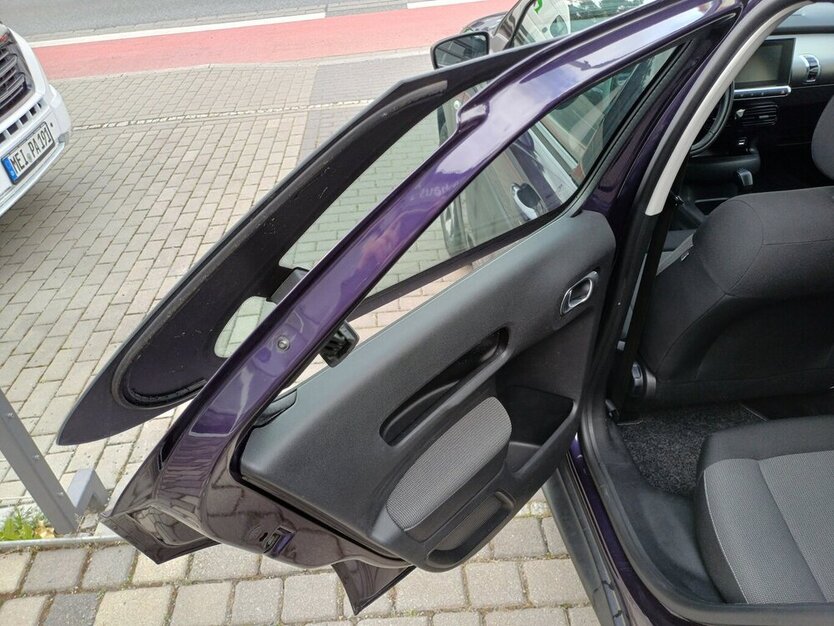 Citroen C4 Cactus Feel 84.000 km 10.995 € Meißen 01662