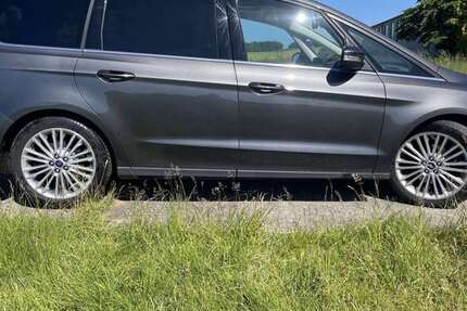 Ford Galaxy 179.841 km 13.400 &euro; Dresden 01307