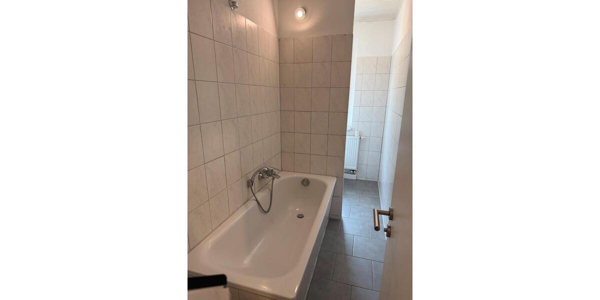 Erdgeschoßwohnung Heidenau - 3 Zimmer, 60 m&sup2;, 390&euro; | Angebot:21386213