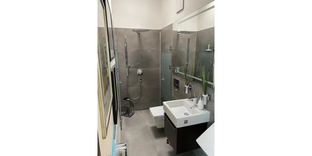 Citylights & Ballons – Penthouse mit besonderem Flair und EBK! 1 zimmer