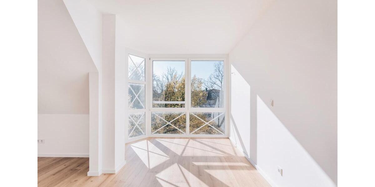 Dachgeschoßwohnung Dresden Blasewitz - 2 Zimmer, 71 m&sup2;, 920&euro; | Angebot:26148690
