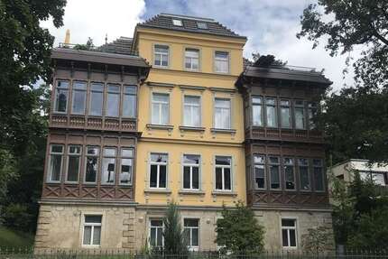 Wohnung Dresden Klotzsche - 5 Zimmer, 145 m&sup2;, 2.200&euro; | Angebot:27507027