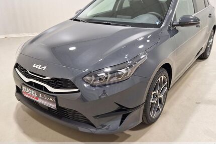 Kia ceed / Ceed 2.645 km 24.999 &euro; Dresden 01157