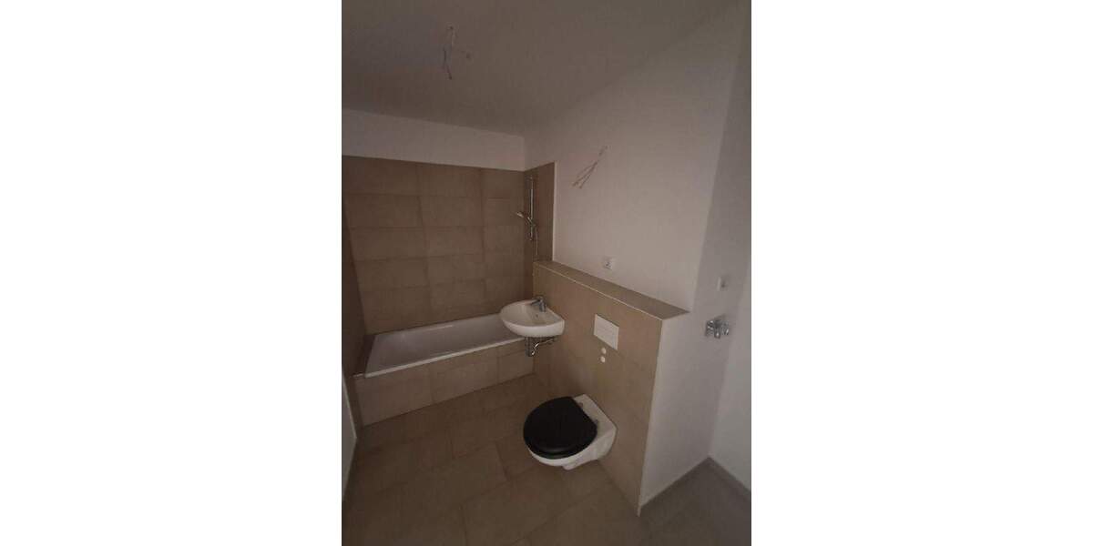 Etagenwohnung Dresden Äußere Neustadt - 4 Zimmer, 84 m&sup2;, 977&euro; | Angebot:25814231