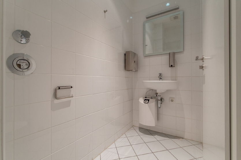 BAROCKVIERTEL – WERTIG – ANSPRECHENDE RÄUMLICHKEITEN – HOCHWERTIGER BODENBELAG 6 zimmer