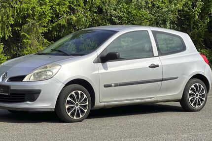 Renault Clio 159.400 km 999 &euro; Heidenau 01809