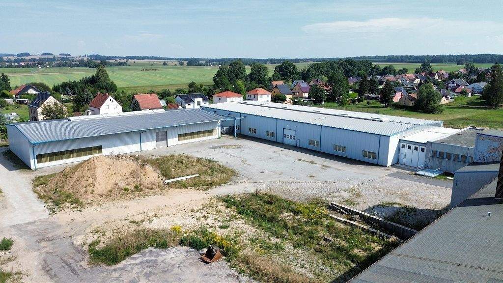 Nahe Dresden & A4 | Für Eigennutzer & Entwickler | Gewerbeareal mit Hallen & Bürogebäude zum Kauf zimmer