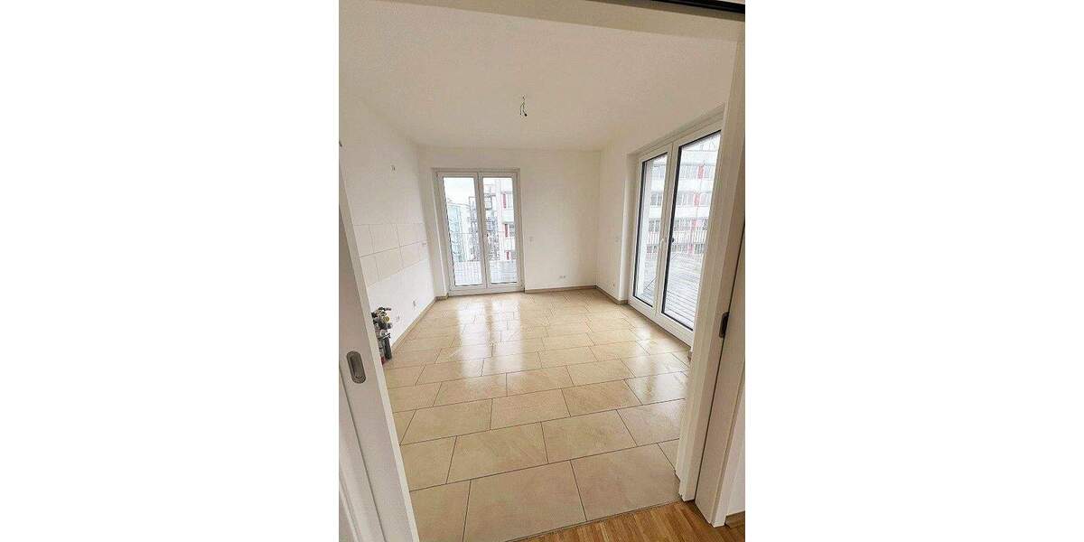 Etagenwohnung Dresden Striesen-Süd - 4 Zimmer, 143 m&sup2;, 1.920&euro; | Angebot:25261965