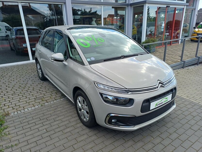 Citroen C4 SpaceTourer 1.2 PureTech Live 54.000 km 16.995 € Meißen 01662